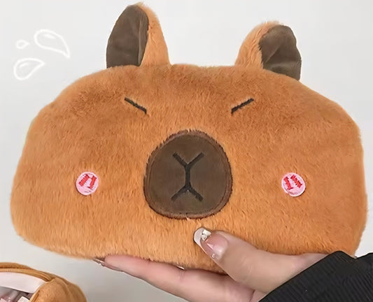 (+30€)Trousse peluche CAPY BARA
